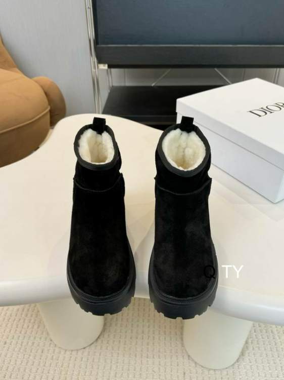 Picture of Dior Shoes _SKUDiorsz35-40TY11013363